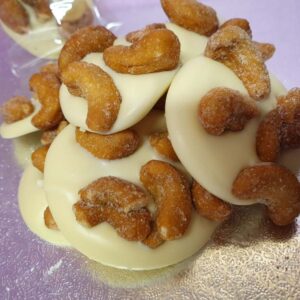 White Chocolate Honey Roasted Cashew Nut Buttons